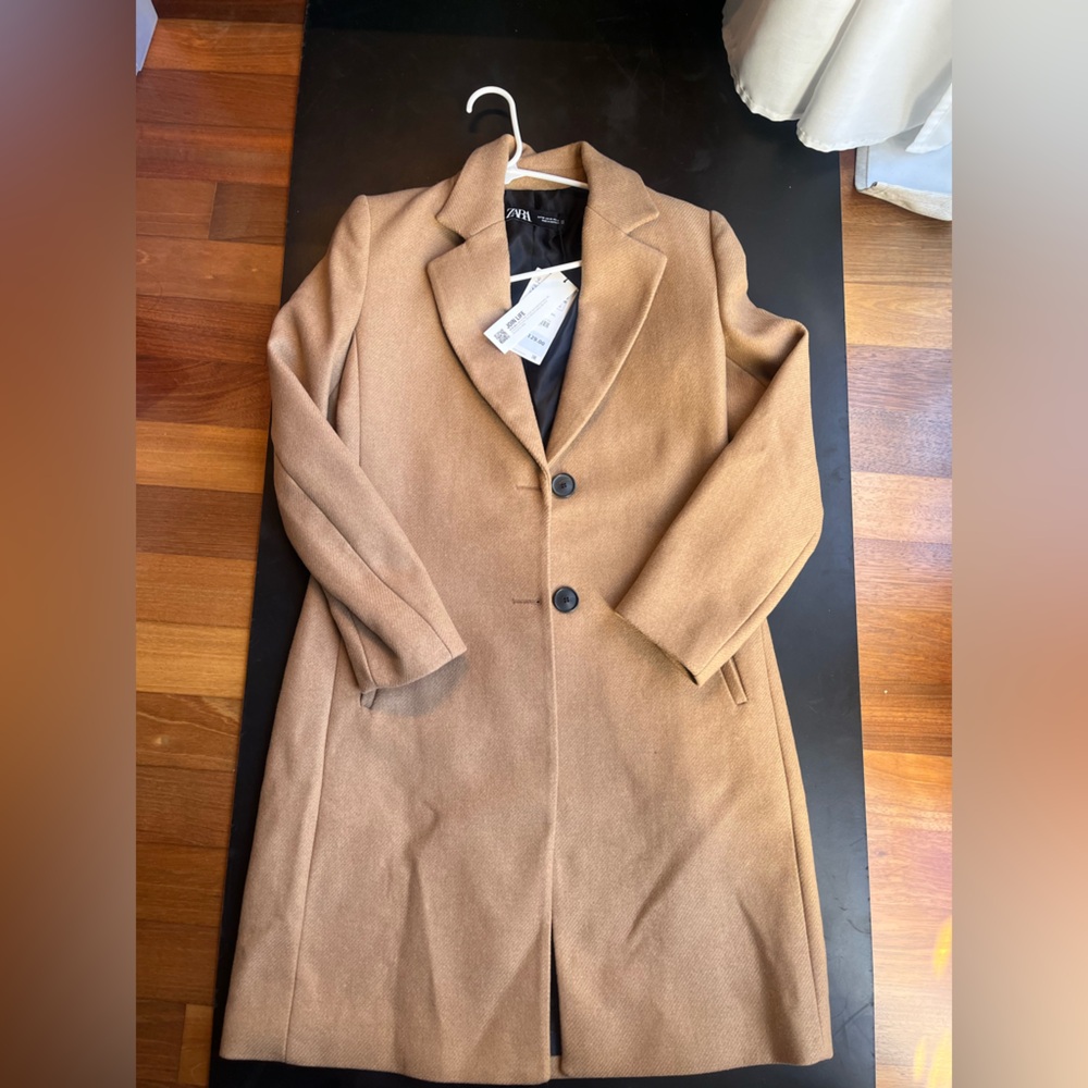 Women’s Zara Coat. Long Coat. Size: XS